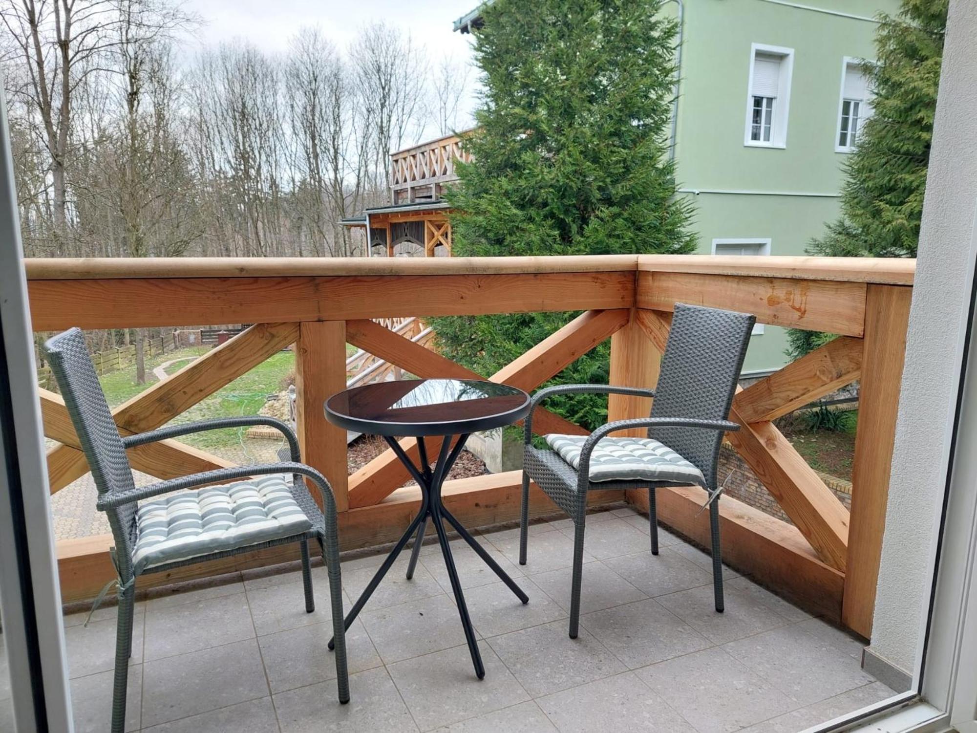 Apartamenty Szwajcarka Kudowa-Zdrój Exteriör bild